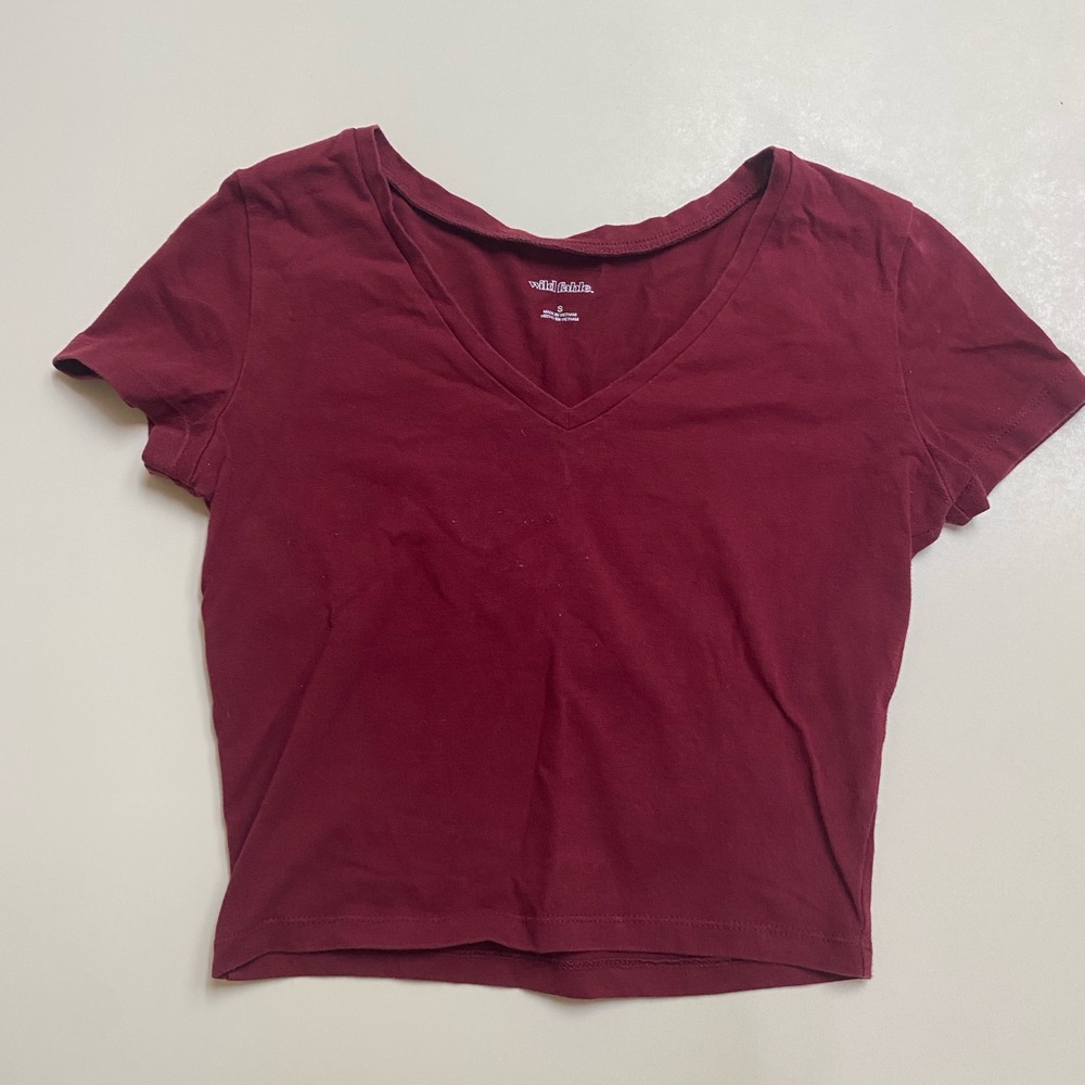 Wild Fable Women's Burgundy V-Neck Crop Top